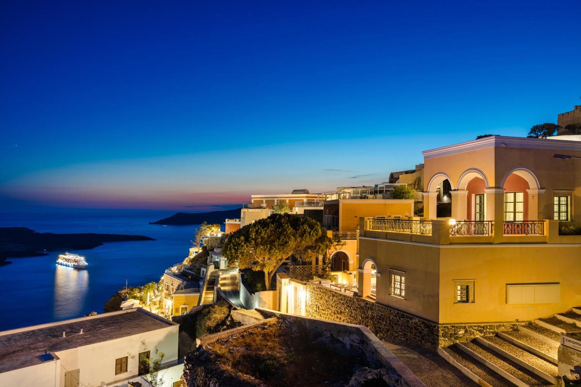 Archipel Mansion Villa Фира Екстериор снимка